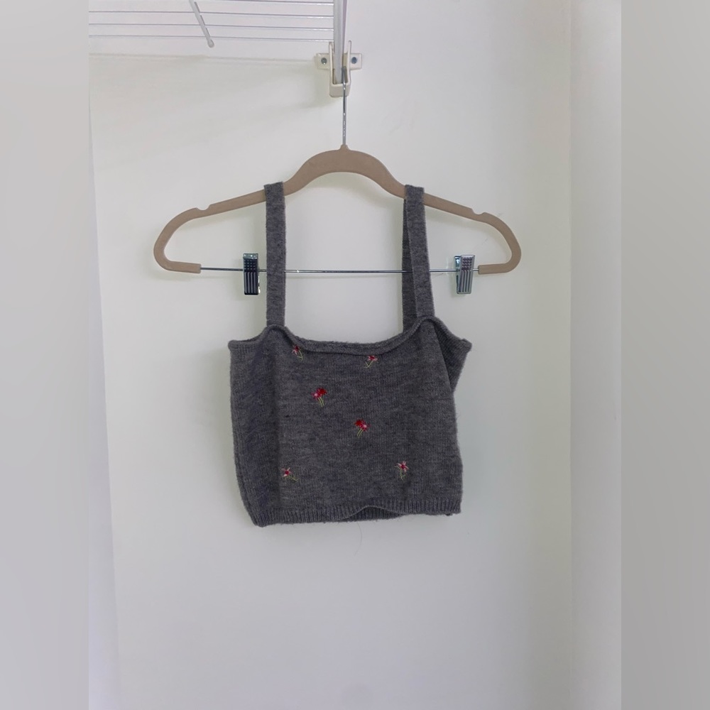 Cropped Grey with Flowers top